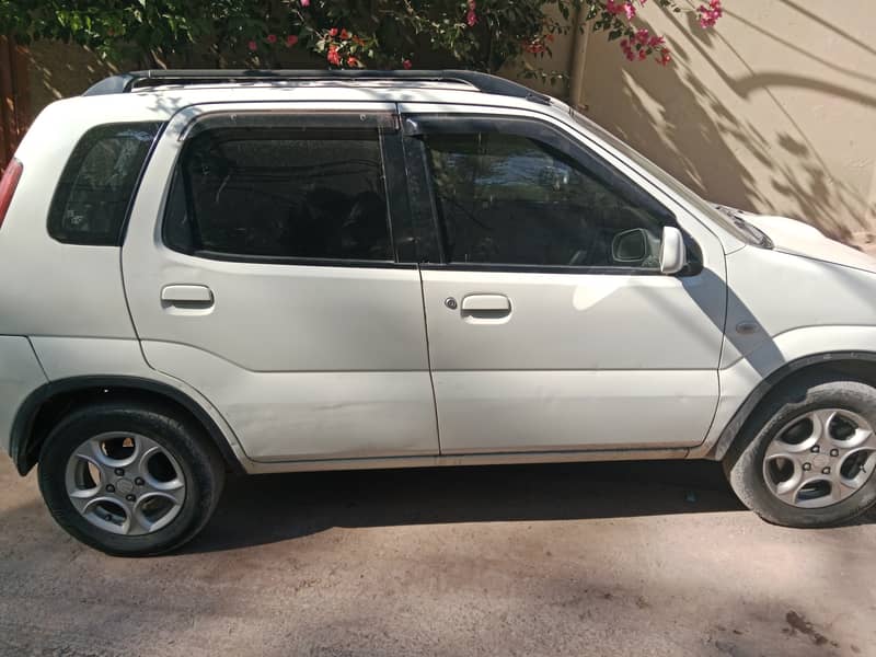 Suzuki Kei 2012 1