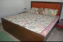 KING SIZE BED WITH DRESSER