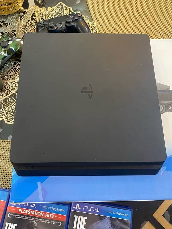 price of ps4 slim 4