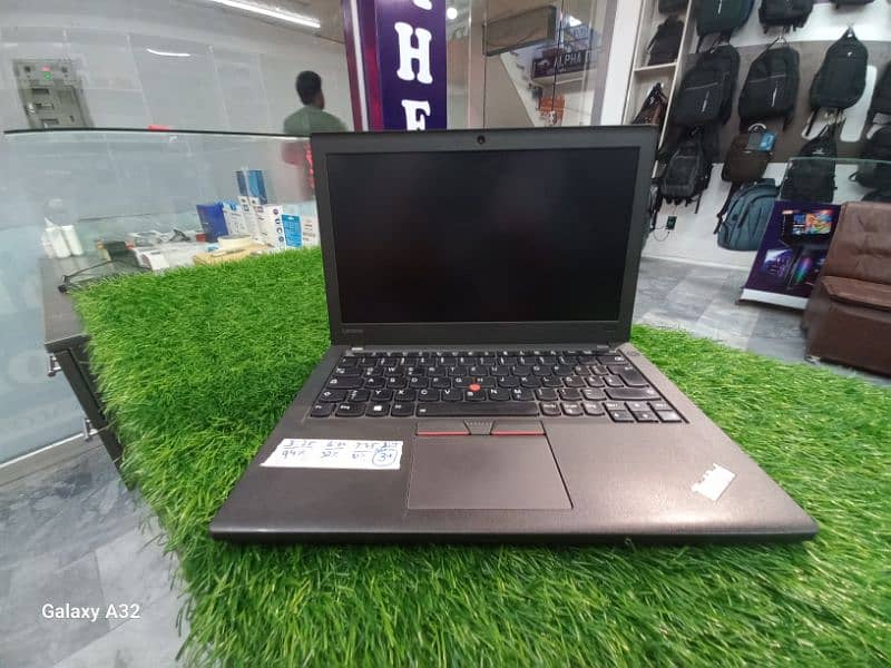 Lenovo x270 Core i5 Generation 7th 1