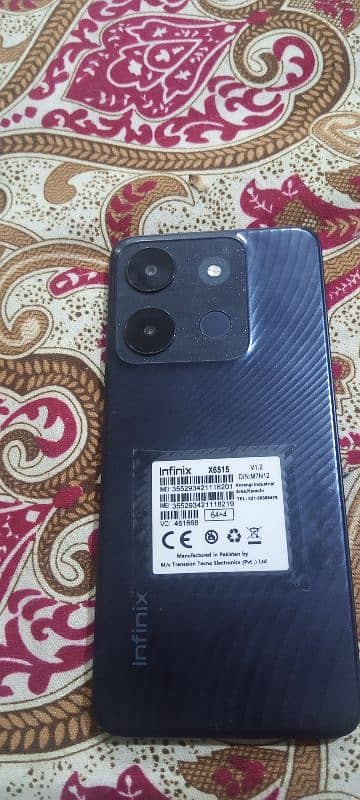 Infinix smart 7(3+64) 8