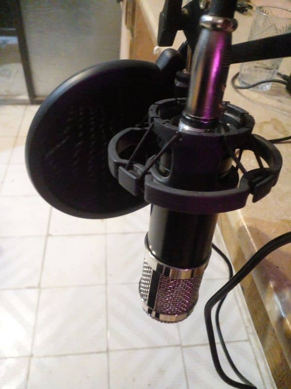 BM800 condenser mic all complete accessories 1