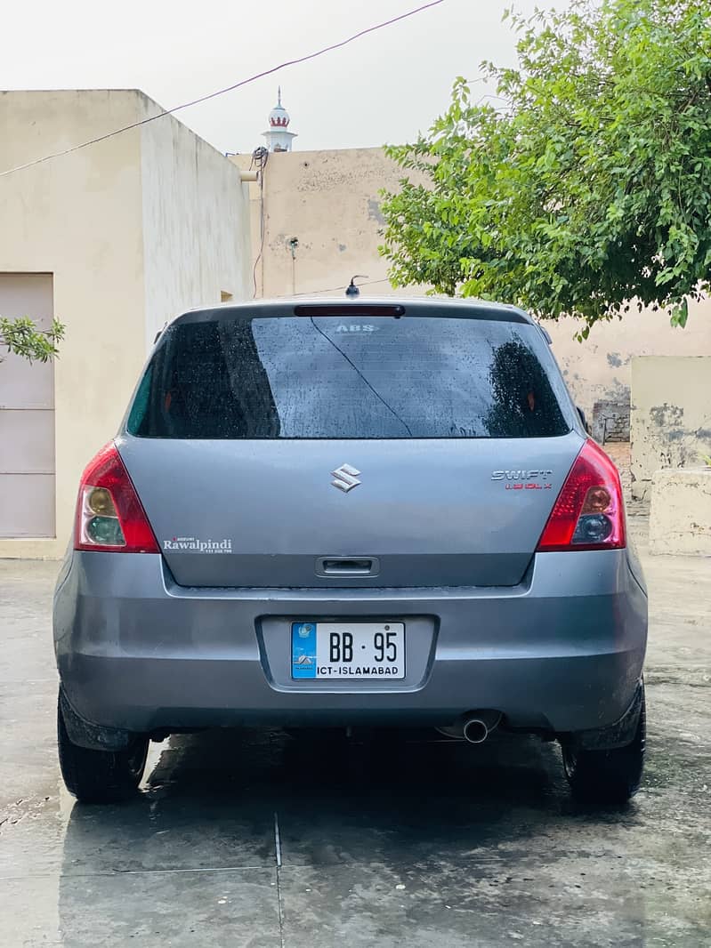 Suzuki Swift 2014 1.3 DLX 1