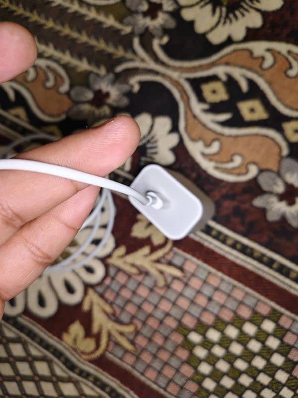 iphone charger 1