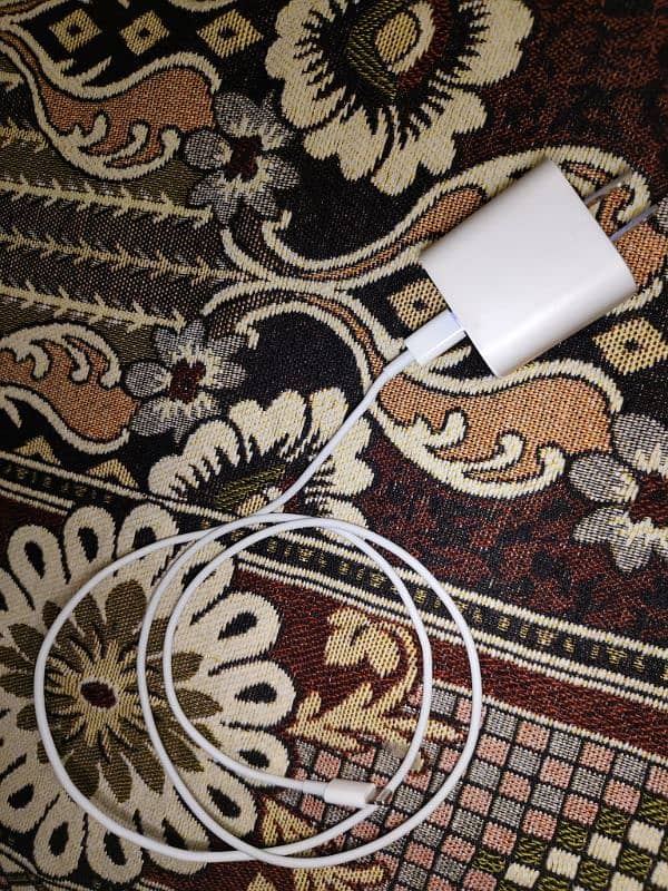 iphone charger 3