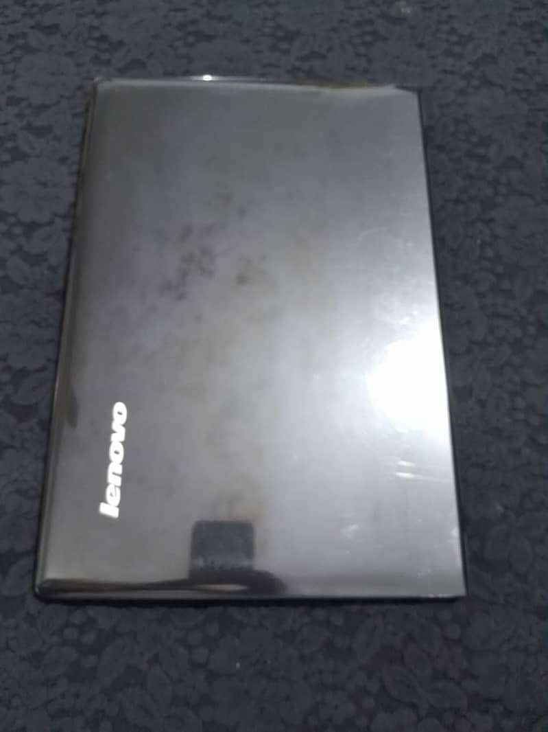 Lenovo Idea pad 300 new condition laptop 15.5" 3