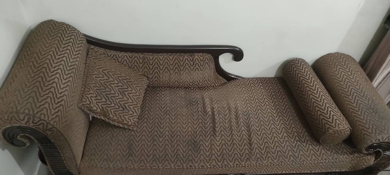 Sofa Set [3 Seater+2 Single Seater+3 Seater couch (Diwan)] 6