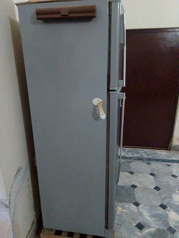 Dawlance Fridge For Sale At Cheap Low Price. 1