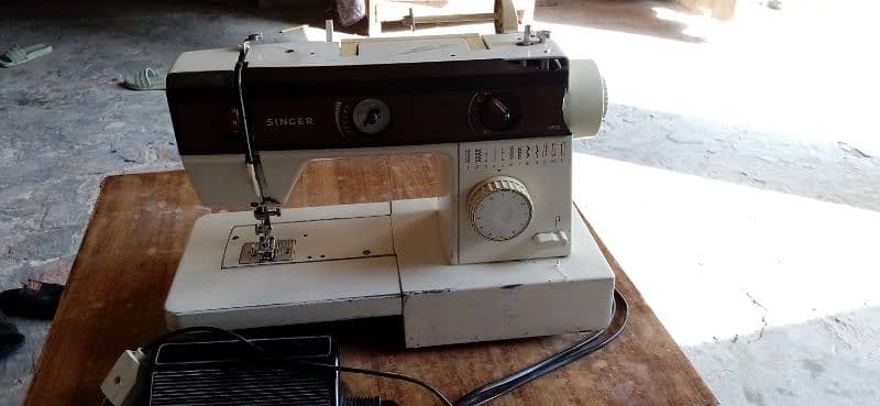 SINGER SEWING MACHINE MULTI FUNCTION 2