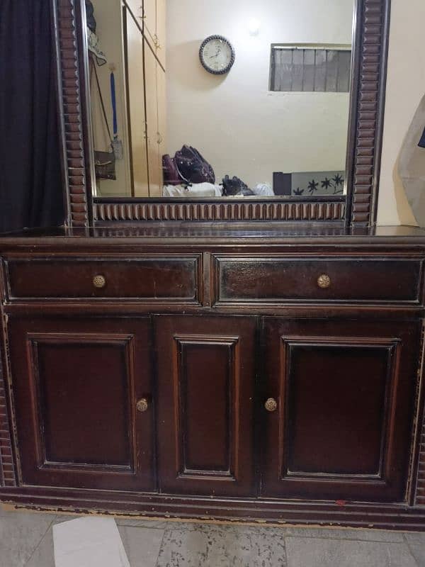 Dressing Table for sale 1