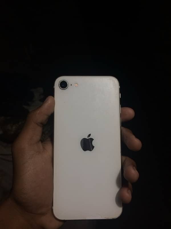 iPhone se 2020 non pta jv sim lock hai waterproof hai 64 gb hai 0