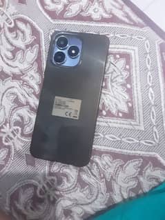 I sell this phone urgent but it's new condition