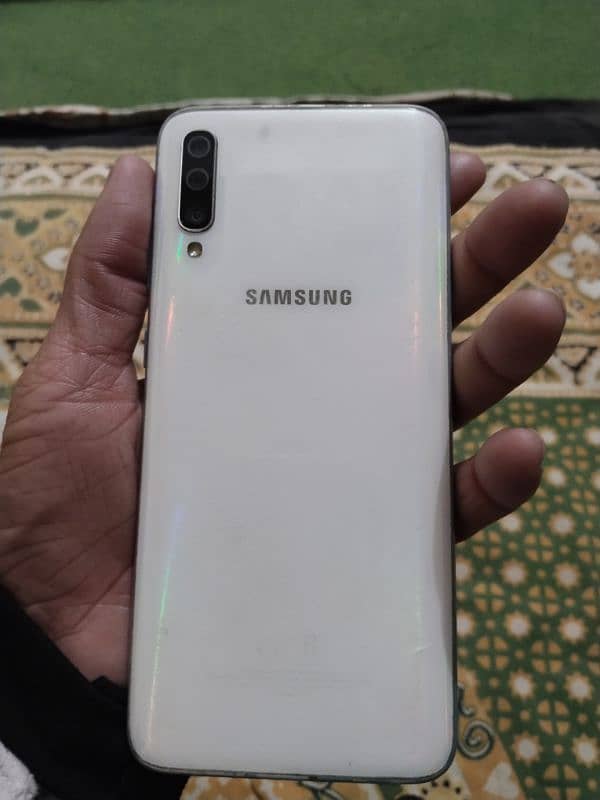 Samsung Galaxy A70 sell urgently 7