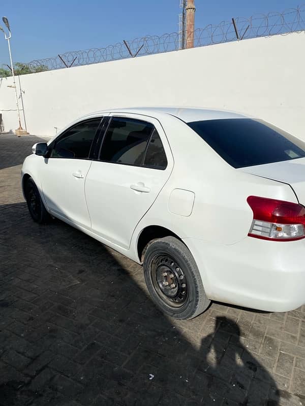 Toyota Belta 2010 3