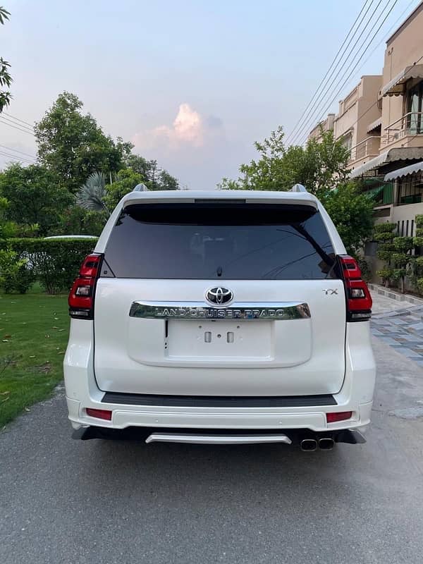 Toyota Prado 2019 4