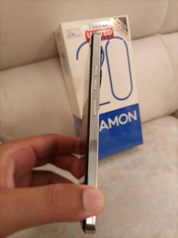 Tecno Camon 20 8+8 256 GB In Official Warranty 5