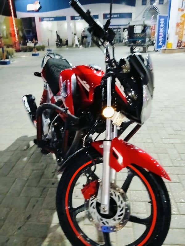 Honda CB 150 F excellent condition for urgent sale 12