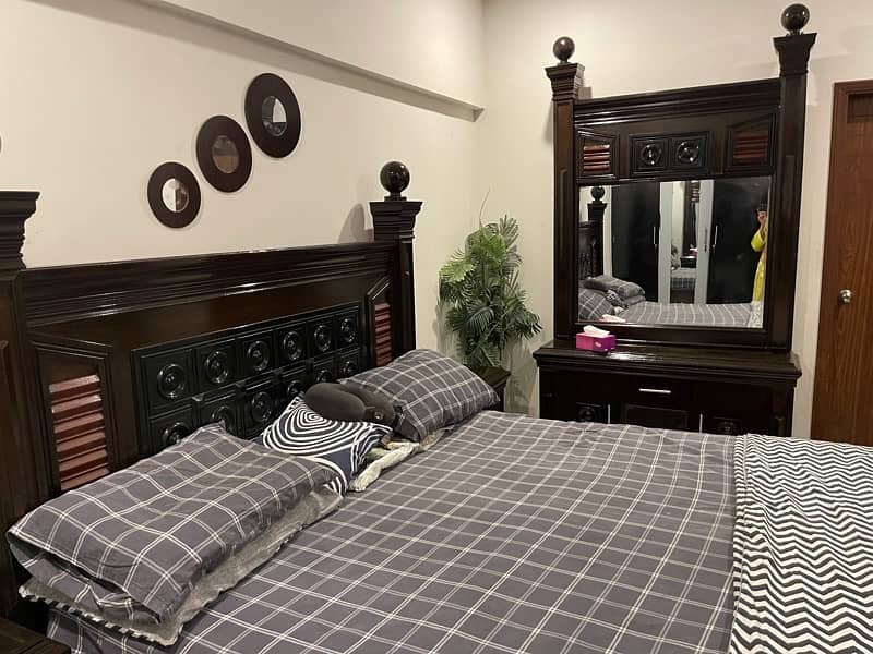 best wooden bed set with dressing table and mattress  for sale 5