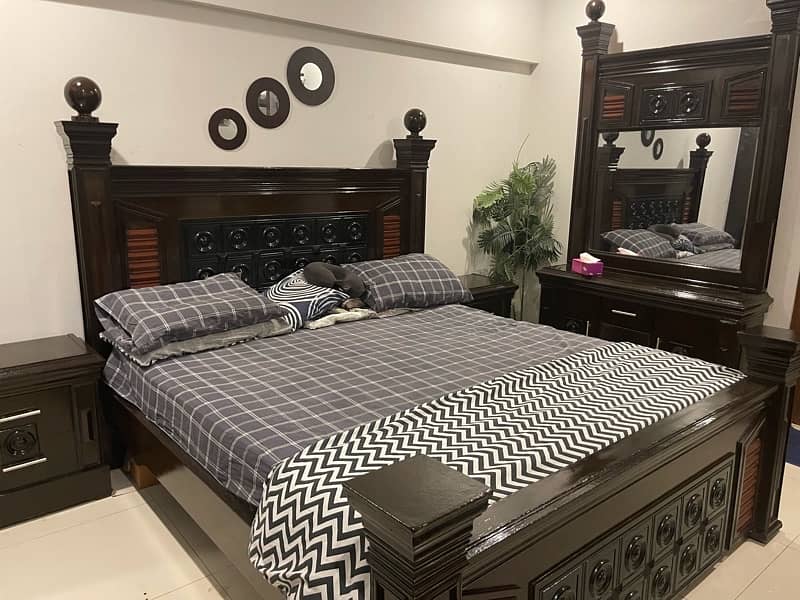 best wooden bed set with dressing table and mattress  for sale 7