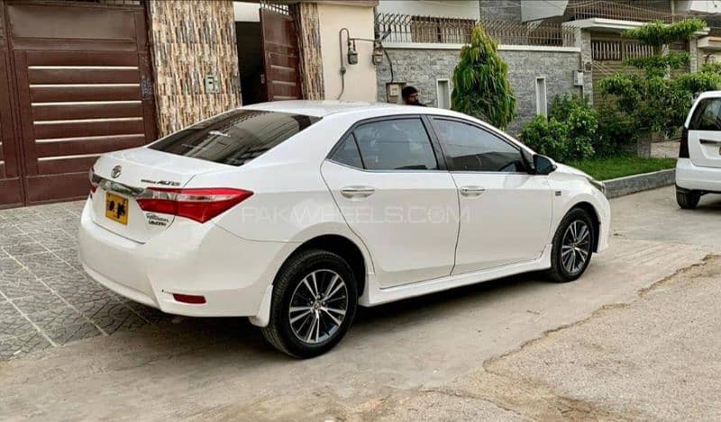 Toyota Altis Grande 2014 3