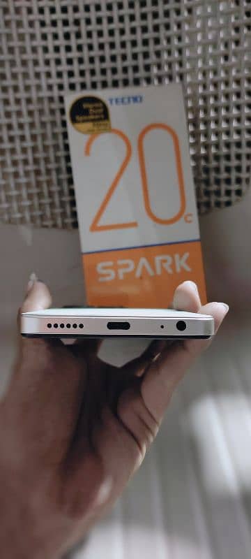 Tecno spark 20c 2