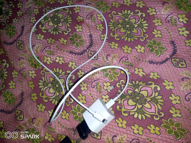 iphone charger 3