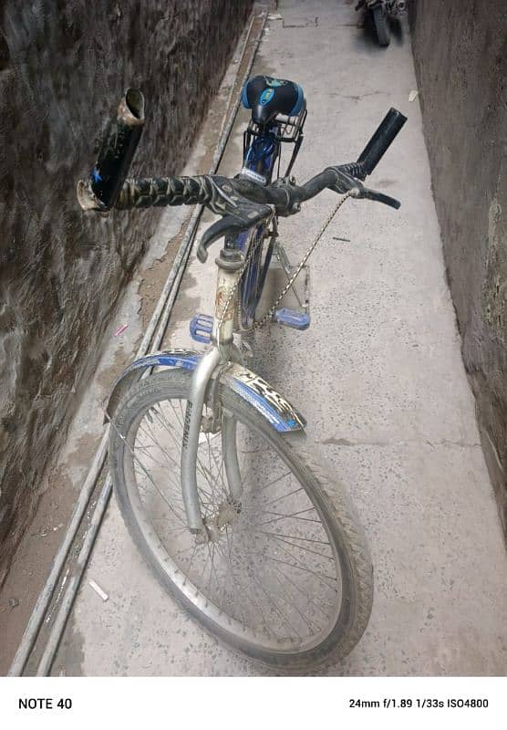 For sale bicycle in used condition 10 by 8 price 12000 rupees 3