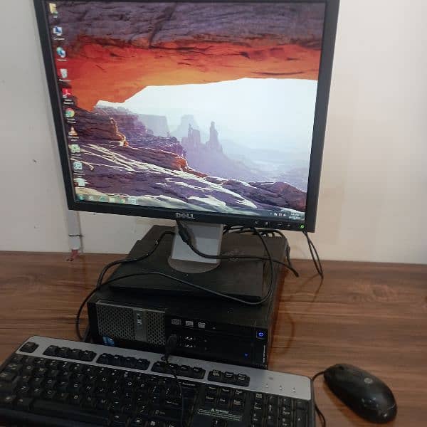 DELL 4 COMPUTER SYS FOR SALE (CPU + 19'' LCD) 0