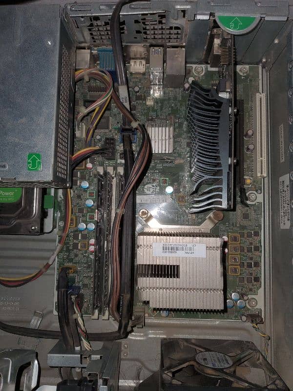 GAMING PC Hp desktop 2 GB Ddr5 graphics card 2