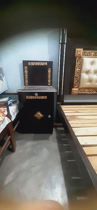 King size Bed with 8 inches new Five Star Al-Khair 2 in 1 Ultra foam 3