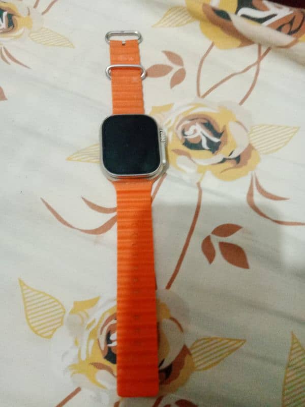 t900 smart watch in good condition 2