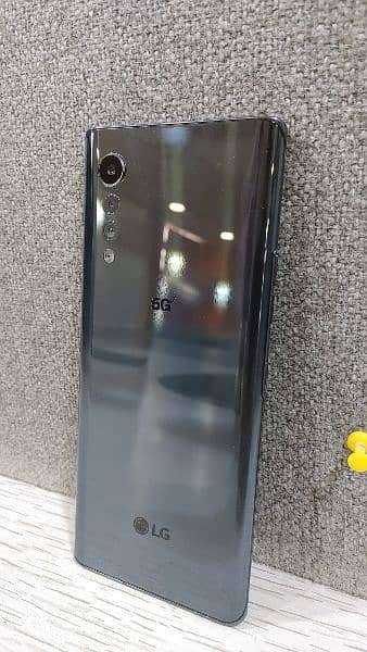 LG Velvet 5G 3