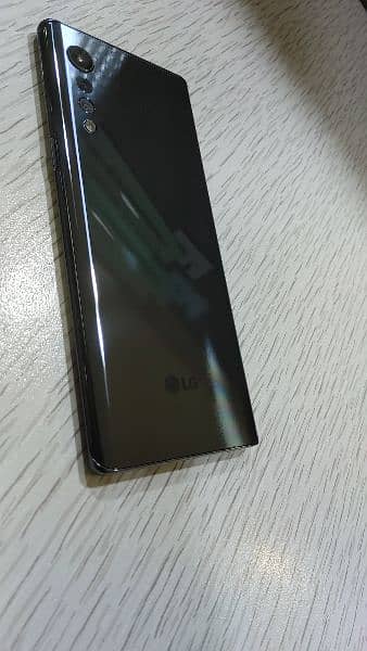 LG Velvet 5G 7