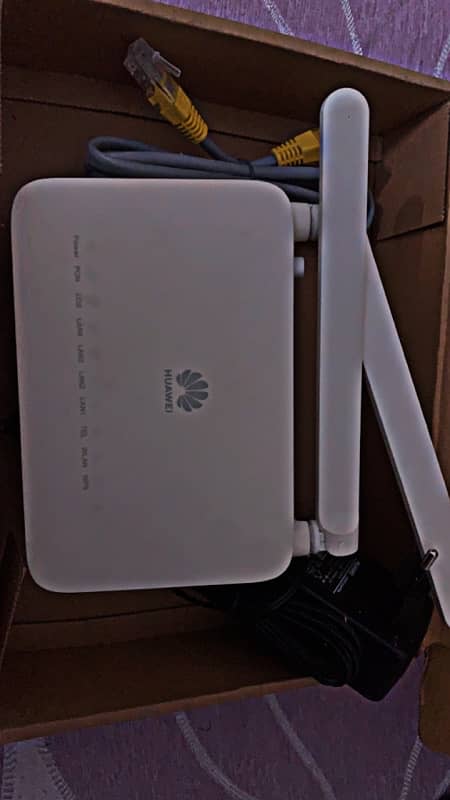 HUAWEI GPON ROUTER 1