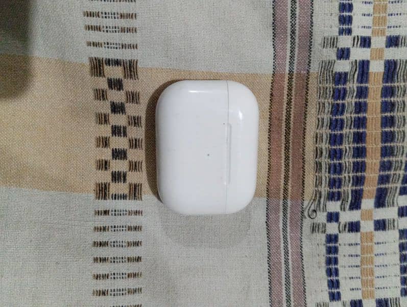 Air pods pro 2 4