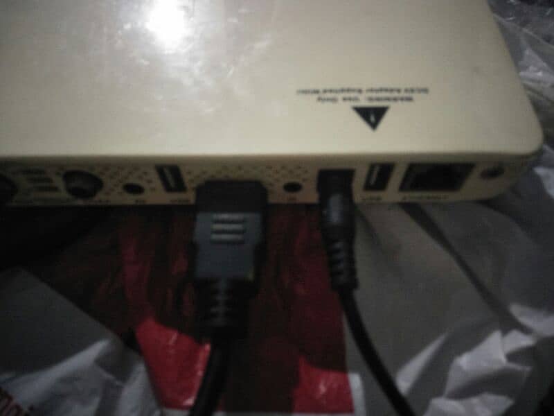 internet and tv cable box 12