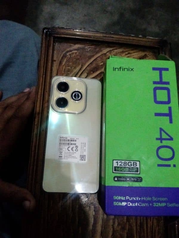 Infinix Hot 40 i for Urgent sale 1