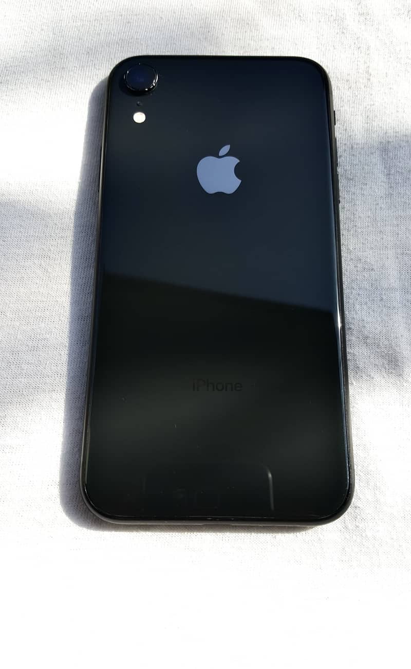 iPhone XR 0