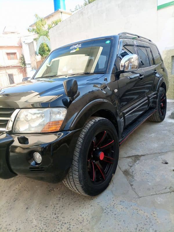 Mitsubishi Pajero 2004 3