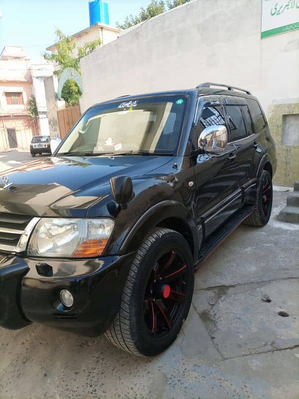 Mitsubishi Pajero 2004 4