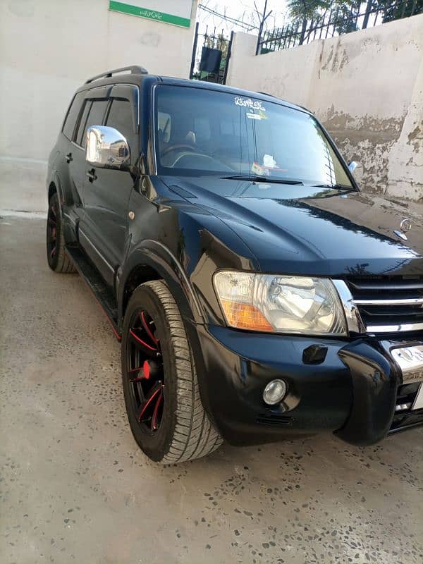 Mitsubishi Pajero 2004 5