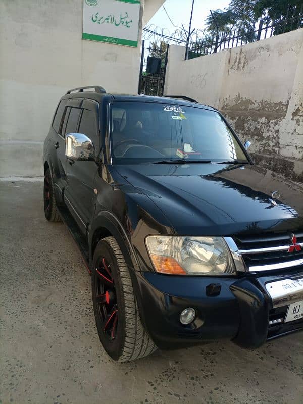 Mitsubishi Pajero 2004 6