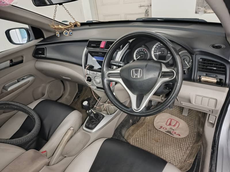 Honda City IVTEC 2015 model genuine 6