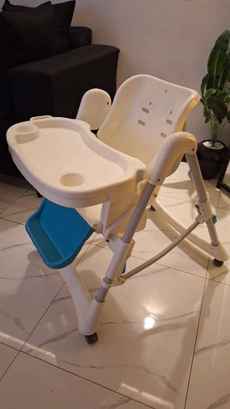 high chair 0