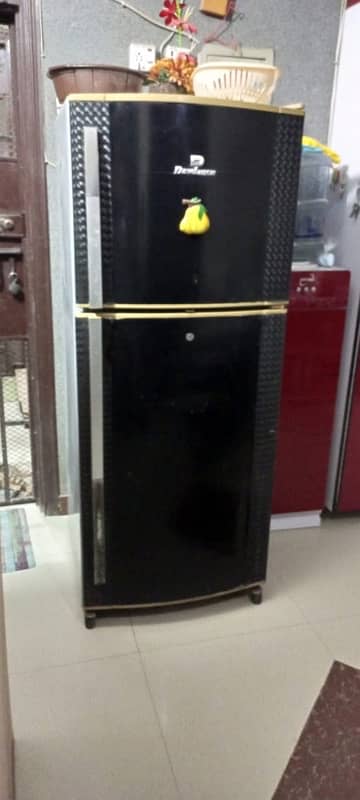 Dawlance Refrigerator 0