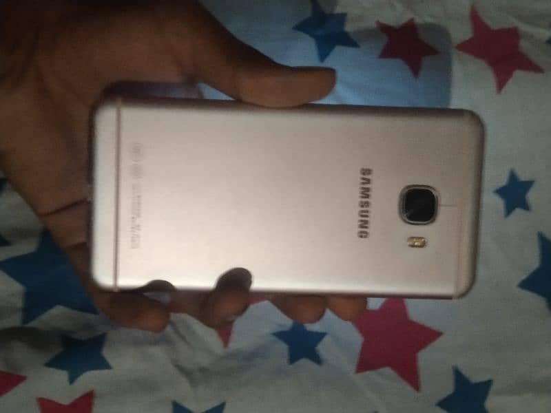 Samsung Galaxy C5 4 GB RAM 64GB 3