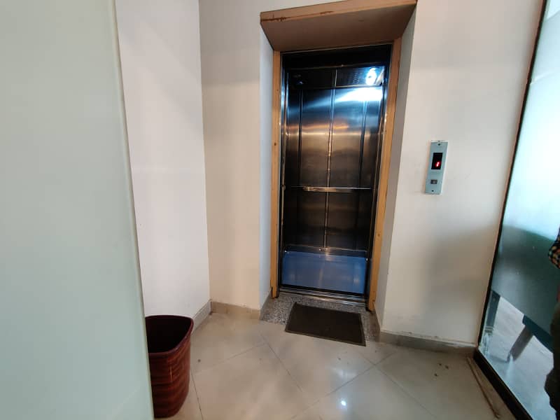 8 Marla 1st Floor With Lift For Rent In DHA Phase 3 Y Block 39