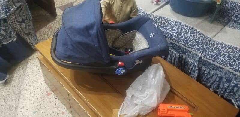 Baby Carrycot 1