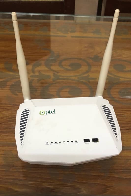 Dual Antena PTCL Router (without Adapter) 0