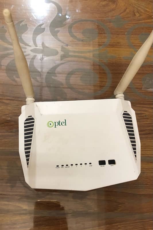 Dual Antena PTCL Router (without Adapter) 1